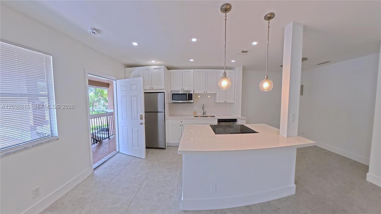 11576 NW 42nd St, Unit 11576, Coral Springs, FL 33065 Photo