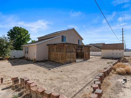 1358 White Bluffs Circle, Fernley, NV 89408 Photo
