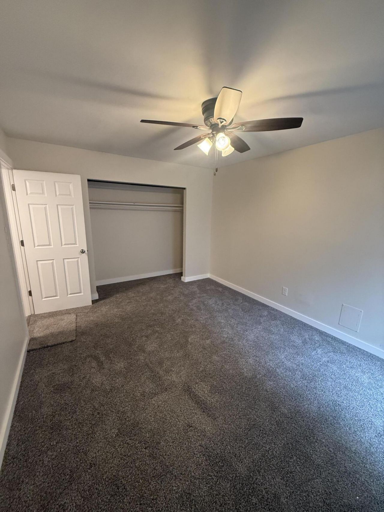 300 Macgregor Drive Photo 10