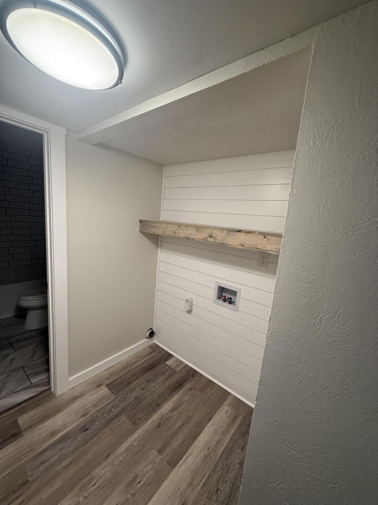 300 Macgregor Drive Photo 13