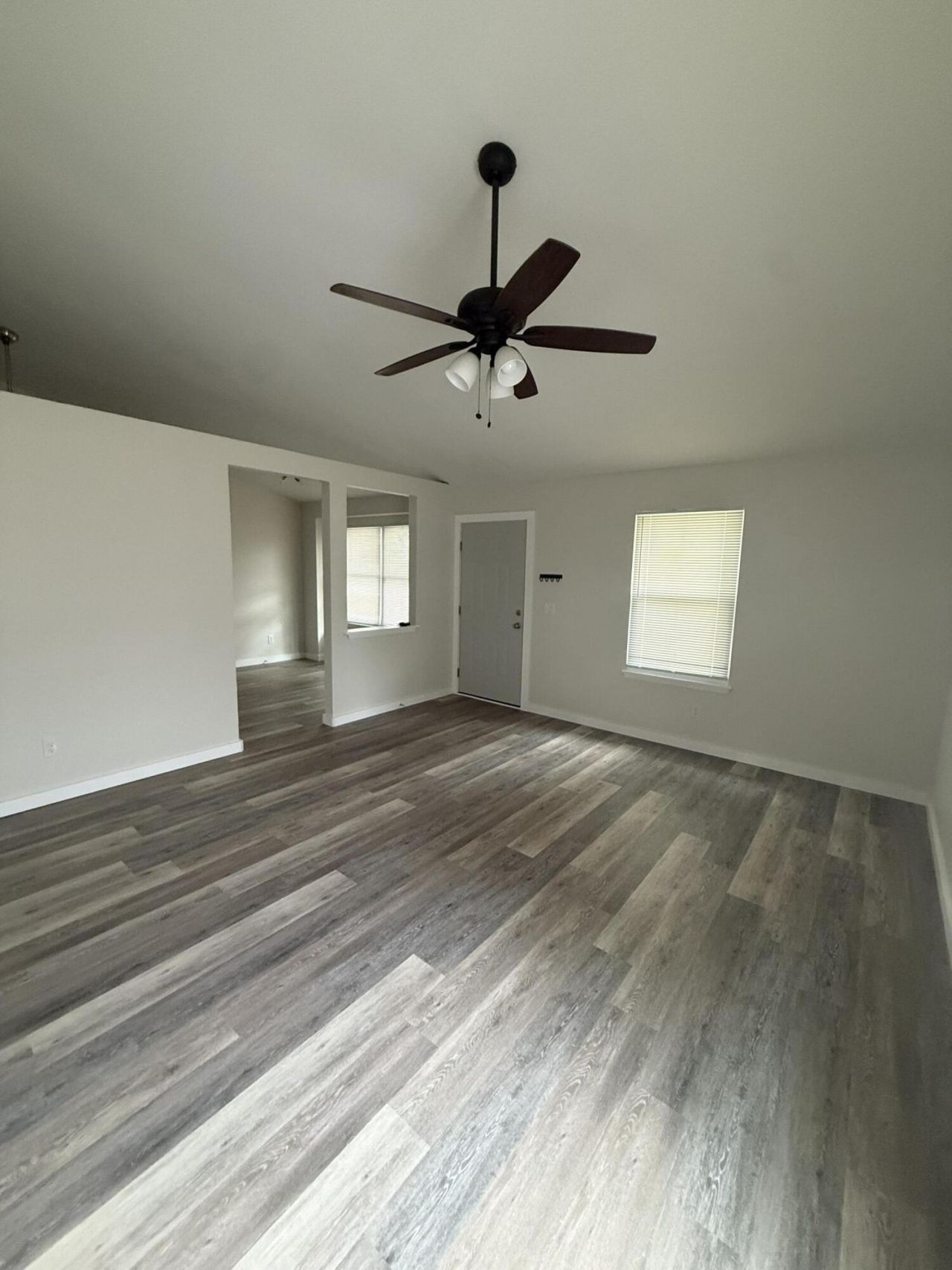 300 Macgregor Drive Photo 5