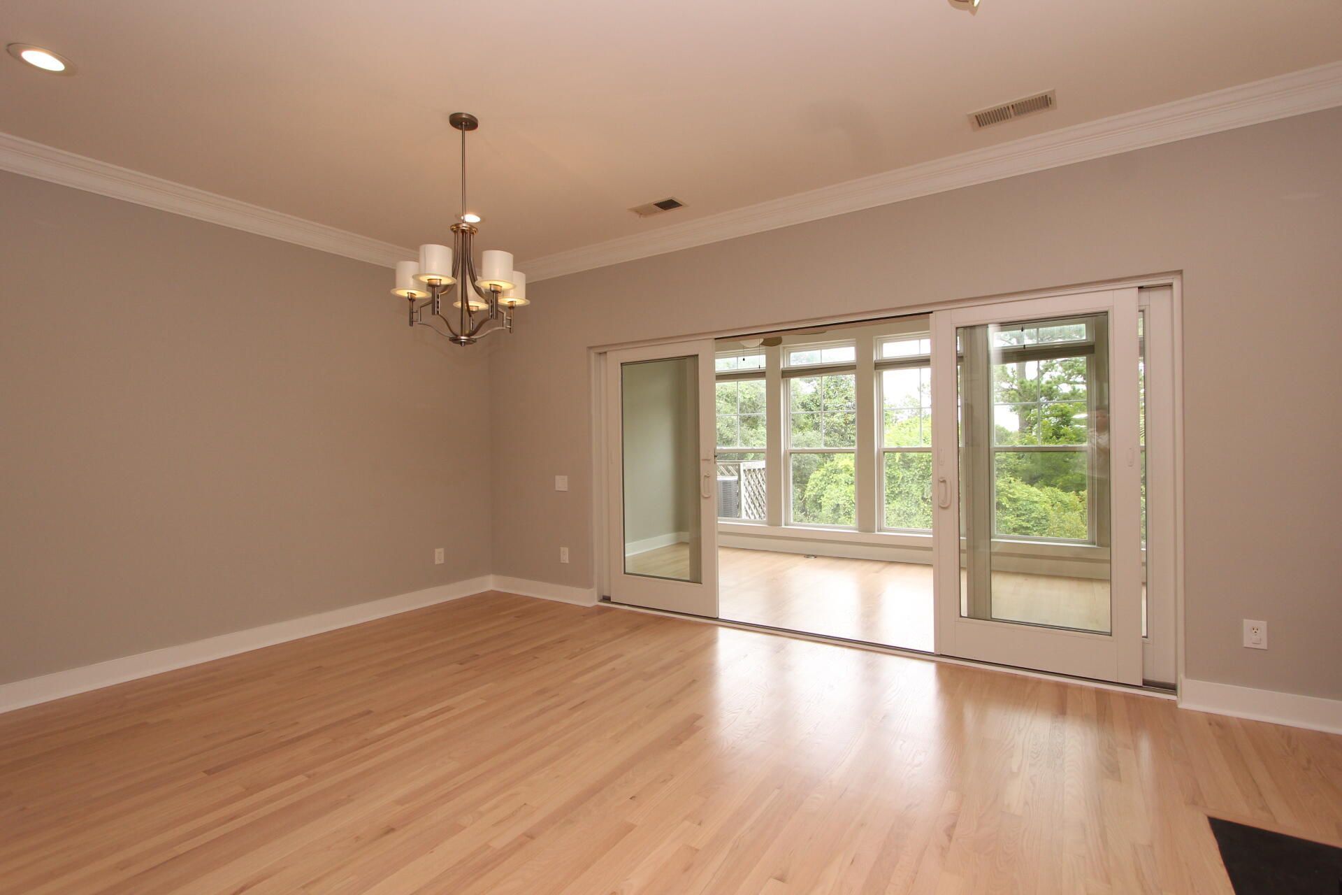 1802 Hopeman Lane Photo 10