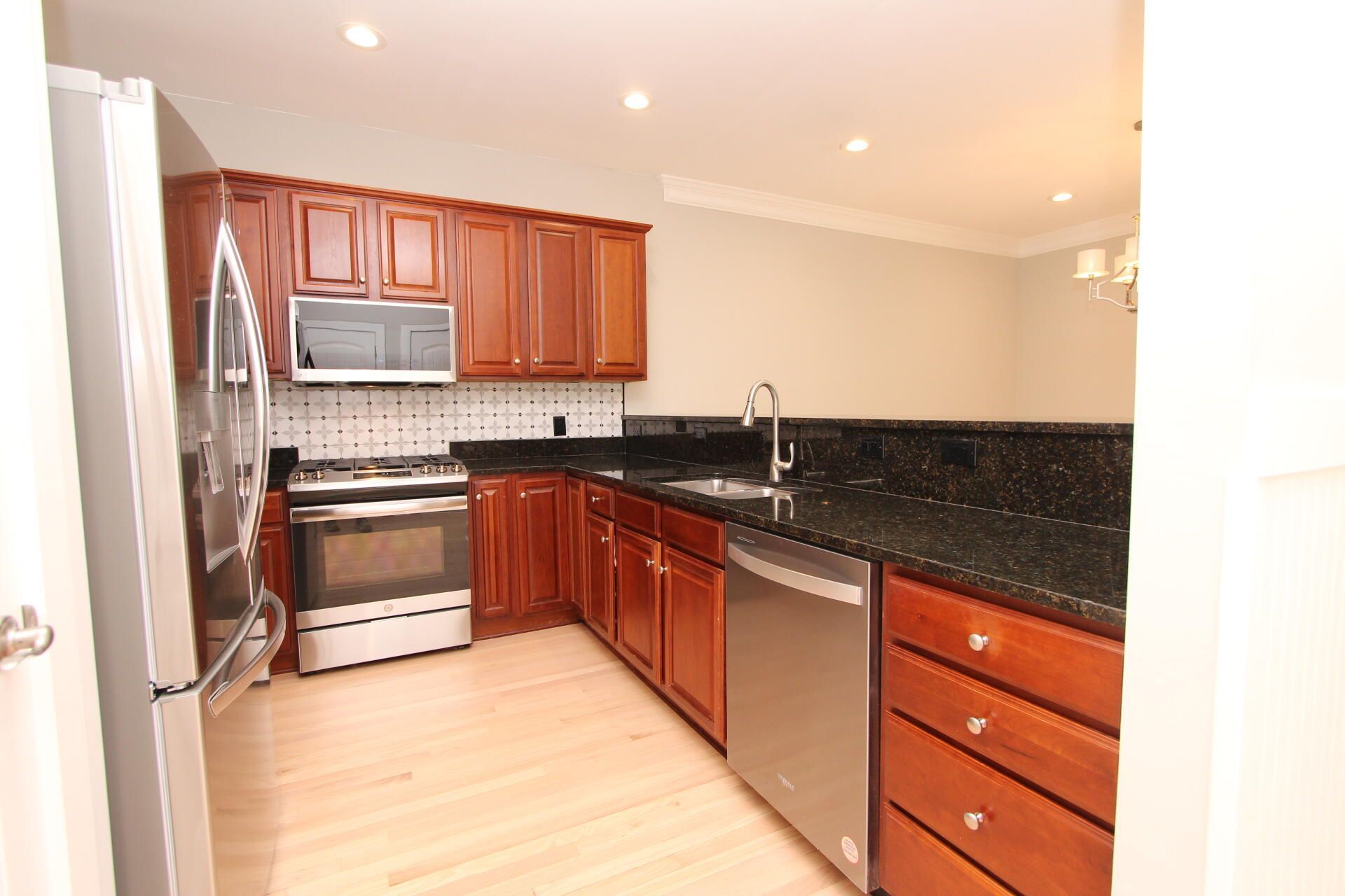 1802 Hopeman Lane Photo 7