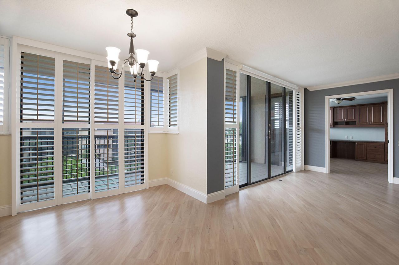 800 Jeffery Street, Unit 409, Boca Raton, FL 33487 Photo