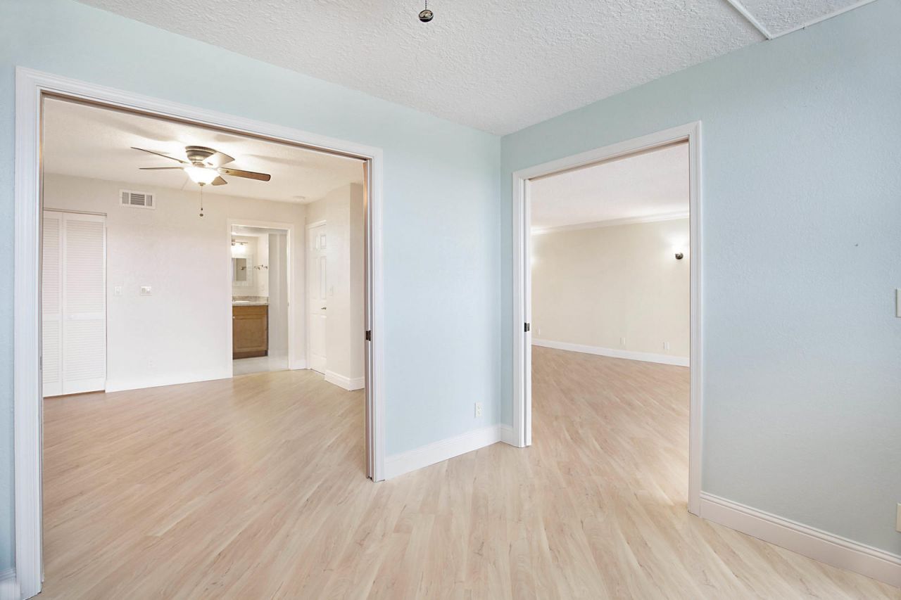 800 Jeffery Street, Unit 409, Boca Raton, FL 33487 Photo
