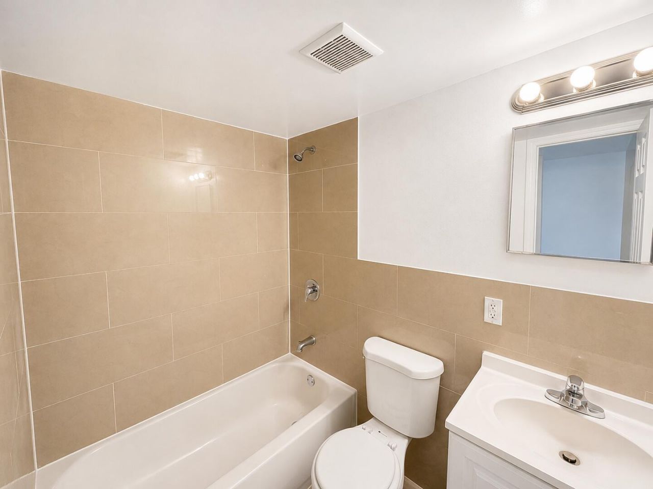 701 SW 14th Avenue, Unit #2, Fort Lauderdale, FL 33312 Photo