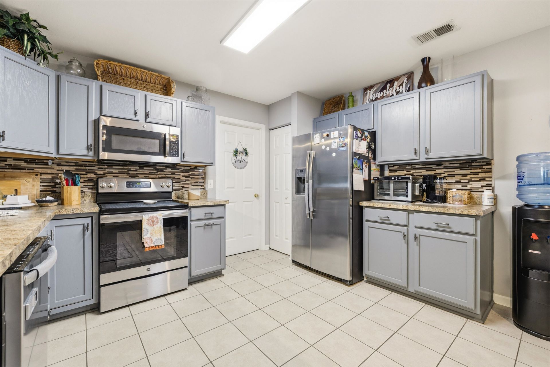 985 Bonita Loop Photo 15