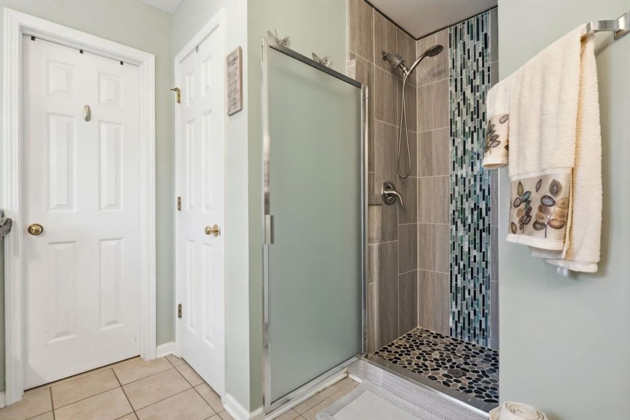985 Bonita Loop Photo 22