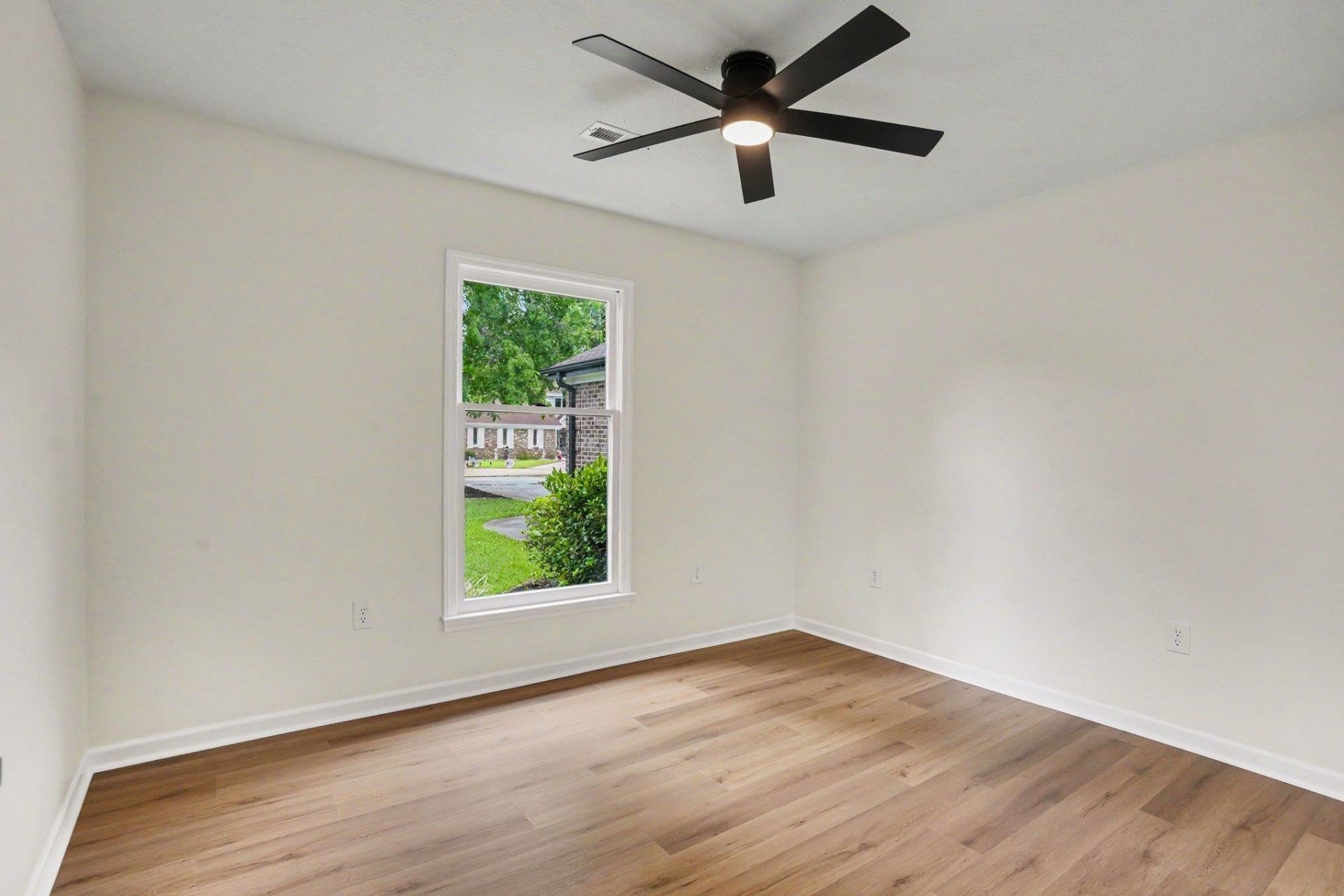 903 Plantation Dr. Photo 16