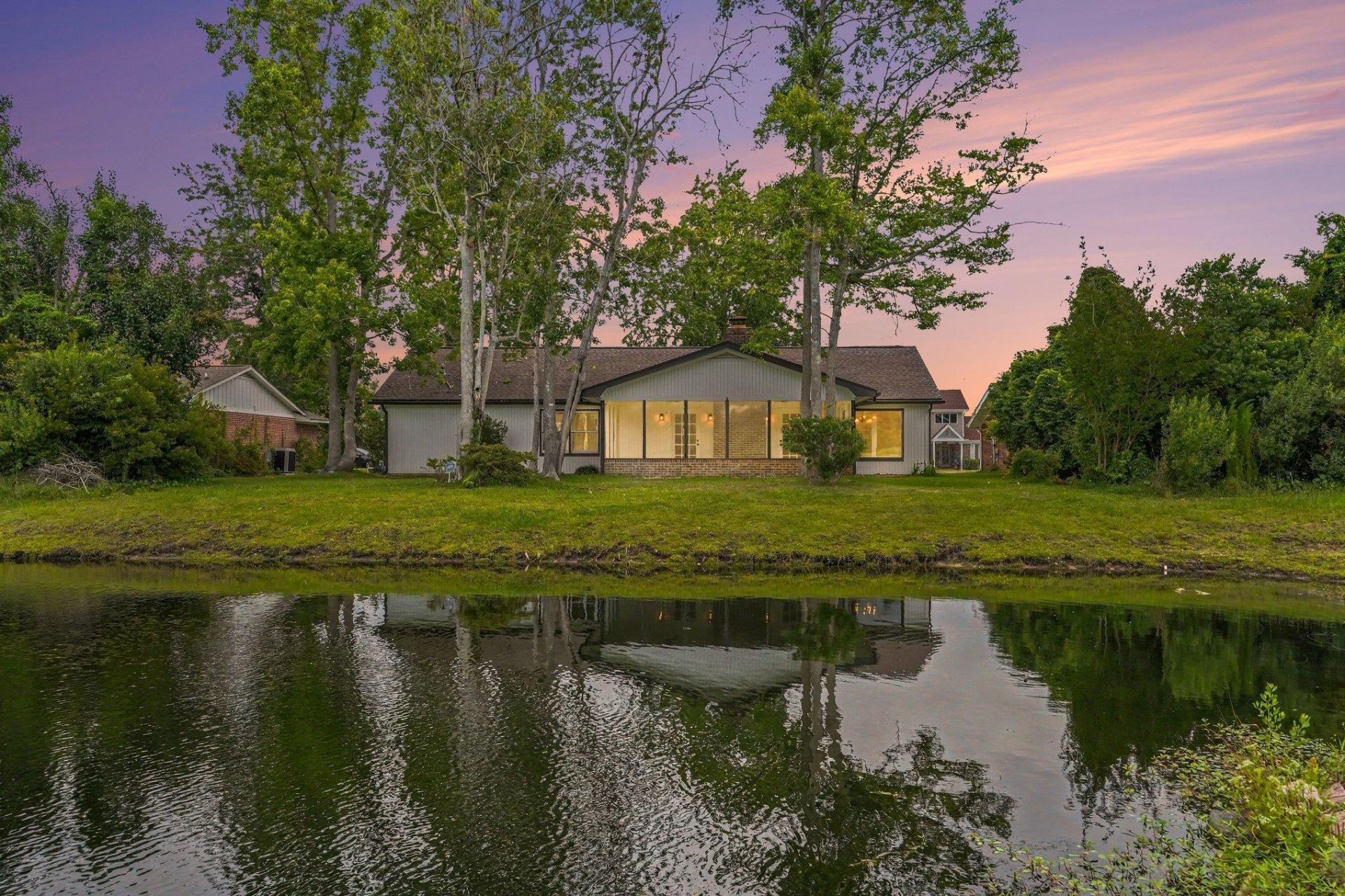 903 Plantation Dr. Photo 24