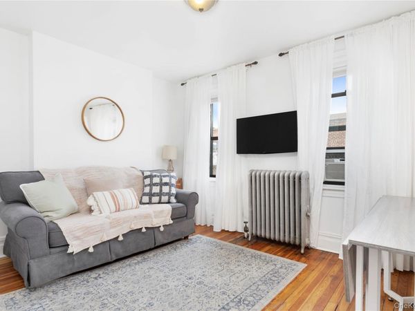 29-07 35th Avenue , Unit 2nd Floor, Astoria, NY 11106
