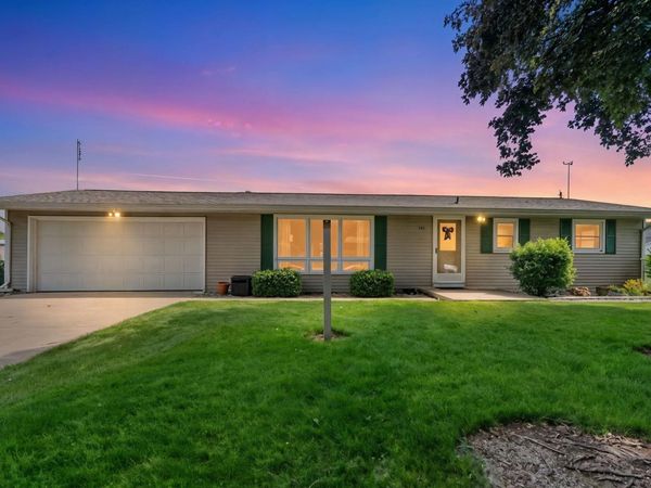 1716 Mayfield Common, Goshen, IN 46526