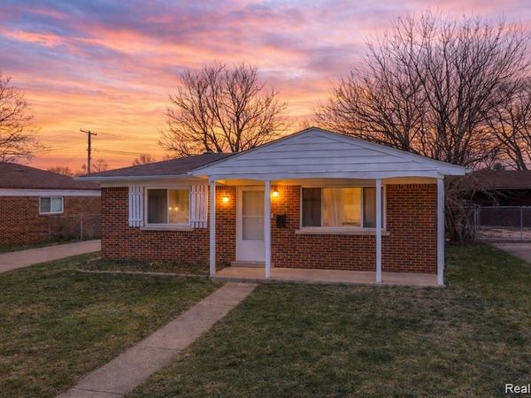 3903 Gloria Street, Wayne, MI 48184