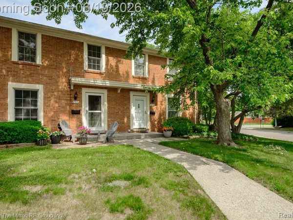 6908 W New Providence Way W, CANTON, MI 48187