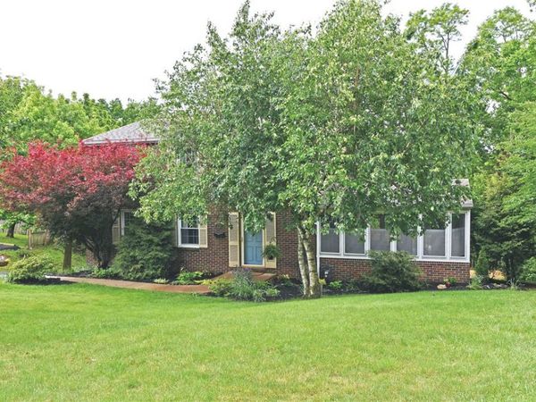 1770 Norsen, Pittsburgh, PA 15243