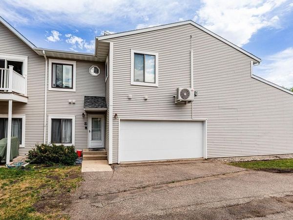 3311 15th Avenue S, Unit E, Fargo, ND 58103