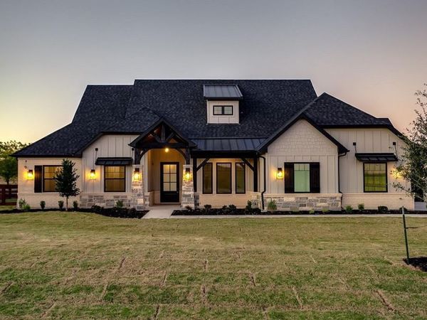 9453 Bluestem Lane, Dish, TX 76247