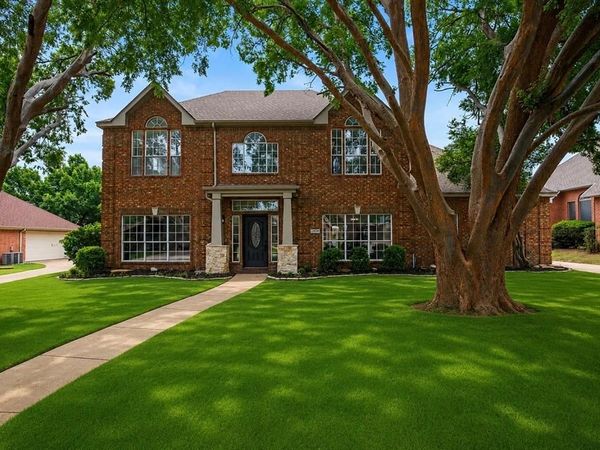 634 Meadowcrest Drive, Highland Village, TX 75077