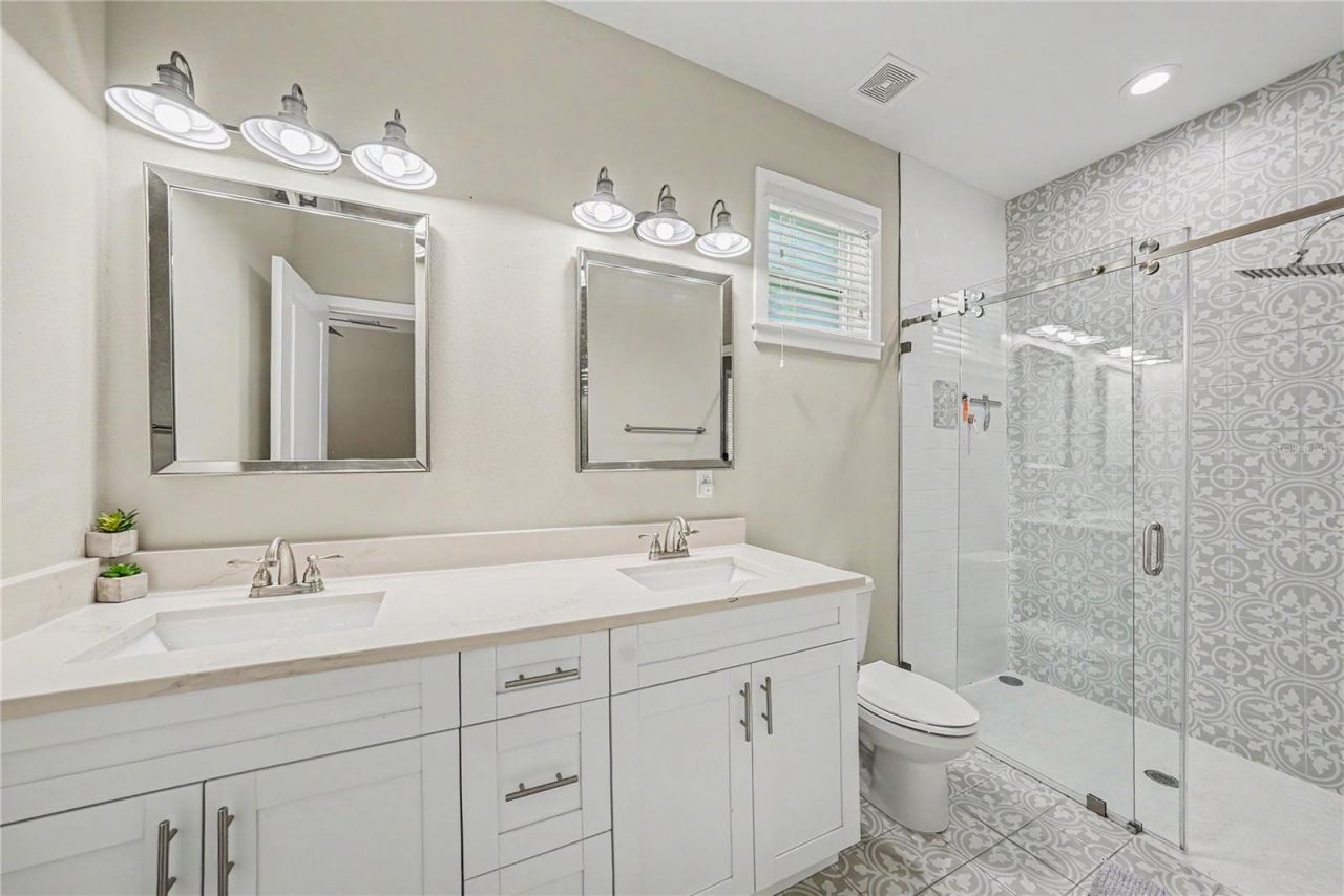 701 E Hollywood Street, Tampa, FL 33604 Photo