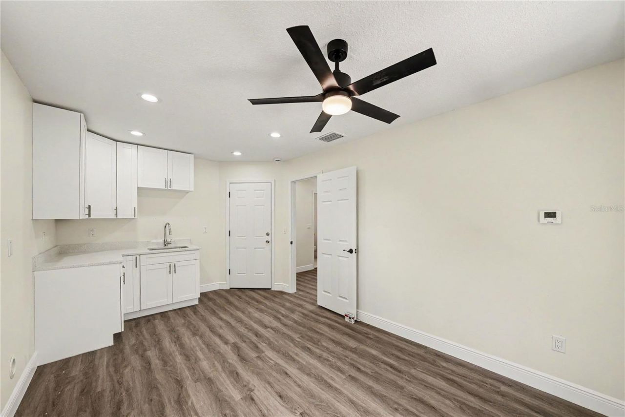 701 E Hollywood Street, Tampa, FL 33604 Photo