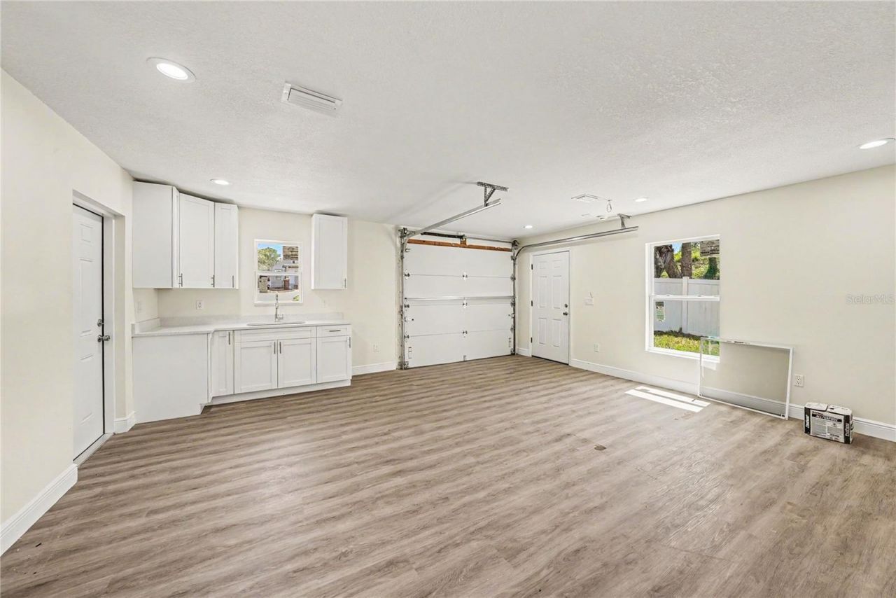 701 E Hollywood Street, Tampa, FL 33604 Photo