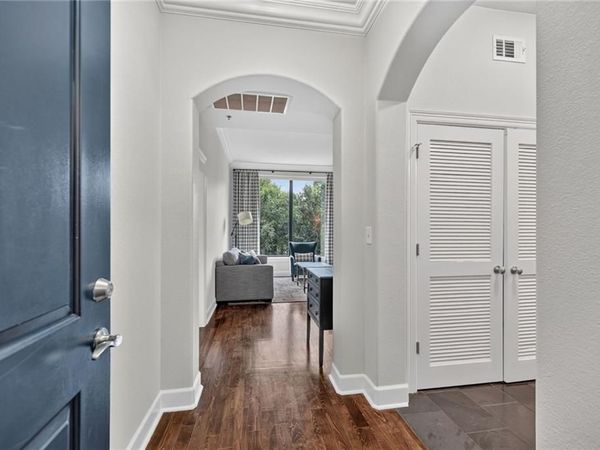 3445 Stratford Road NE, Unit 402, Atlanta, GA 30326