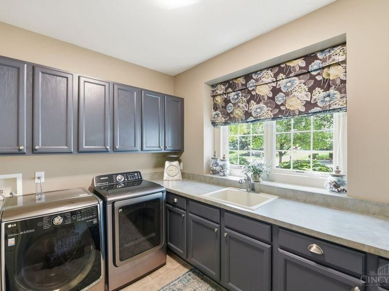 8236 Cherry Laurel Drive, Liberty Township, OH 45044 Photo 54