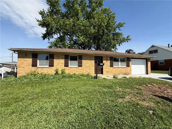 7619 Bassett Drive, Huber Heights, OH 45424