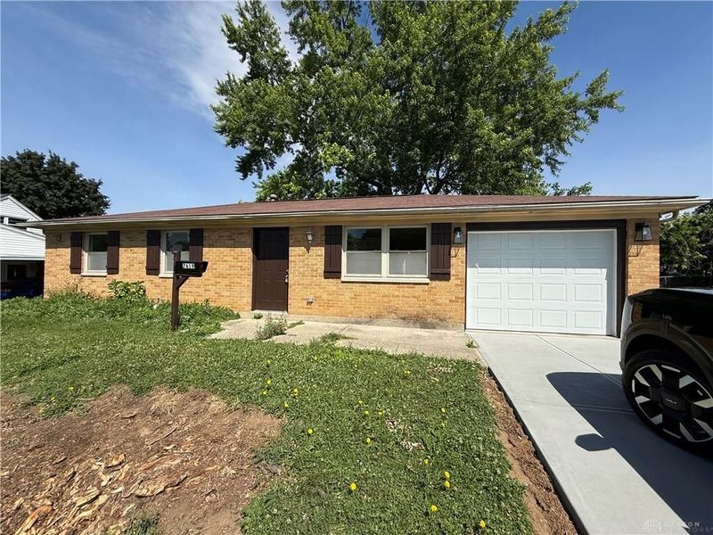 7619 Bassett Drive, Huber Heights, OH 45424 Photo 1