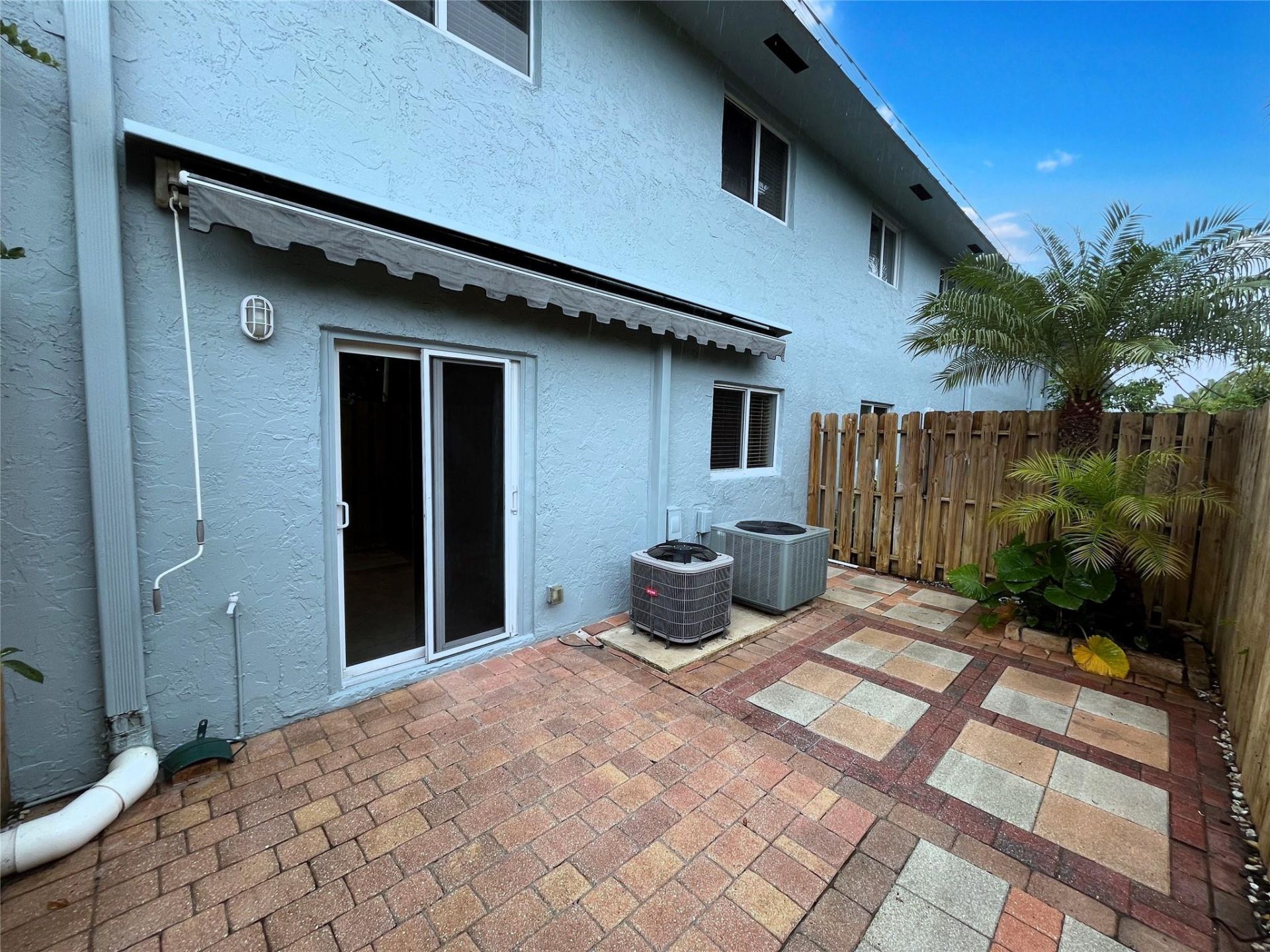 1460 NE 18th Street, Unit 104, Fort Lauderdale, FL 33305 Photo