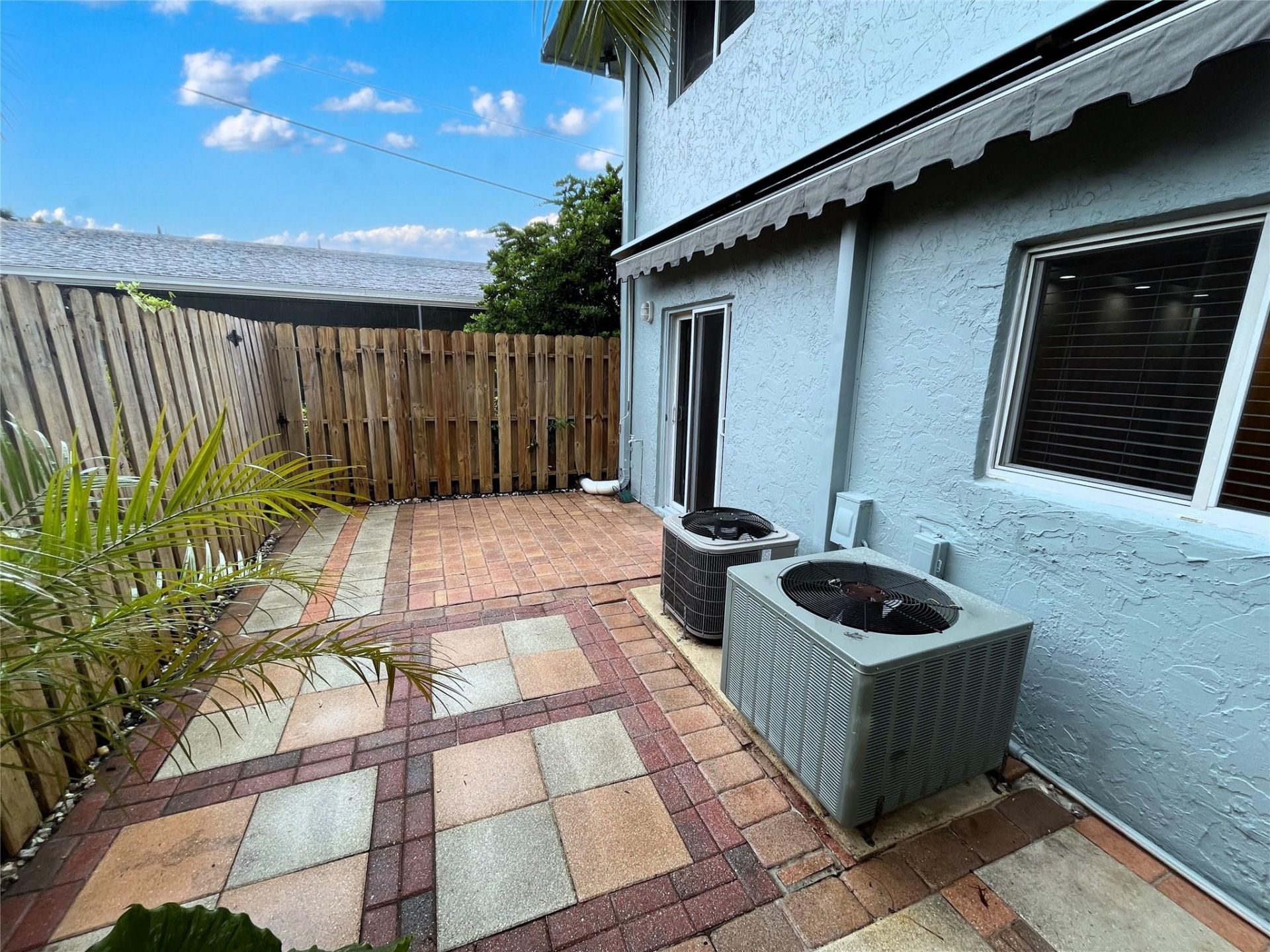 1460 NE 18th Street, Unit 104, Fort Lauderdale, FL 33305 Photo