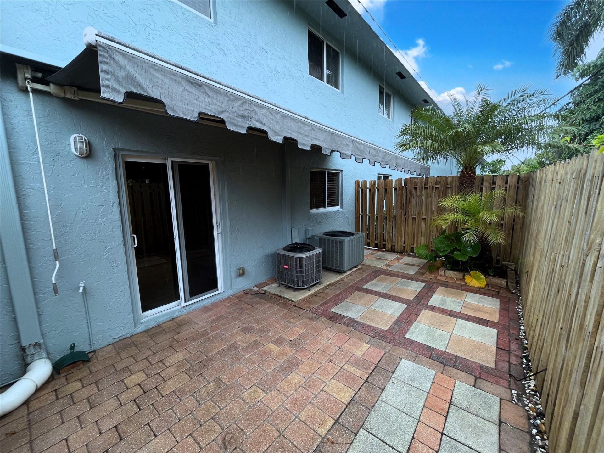 1460 NE 18th Street, Unit 104, Fort Lauderdale, FL 33305 Photo