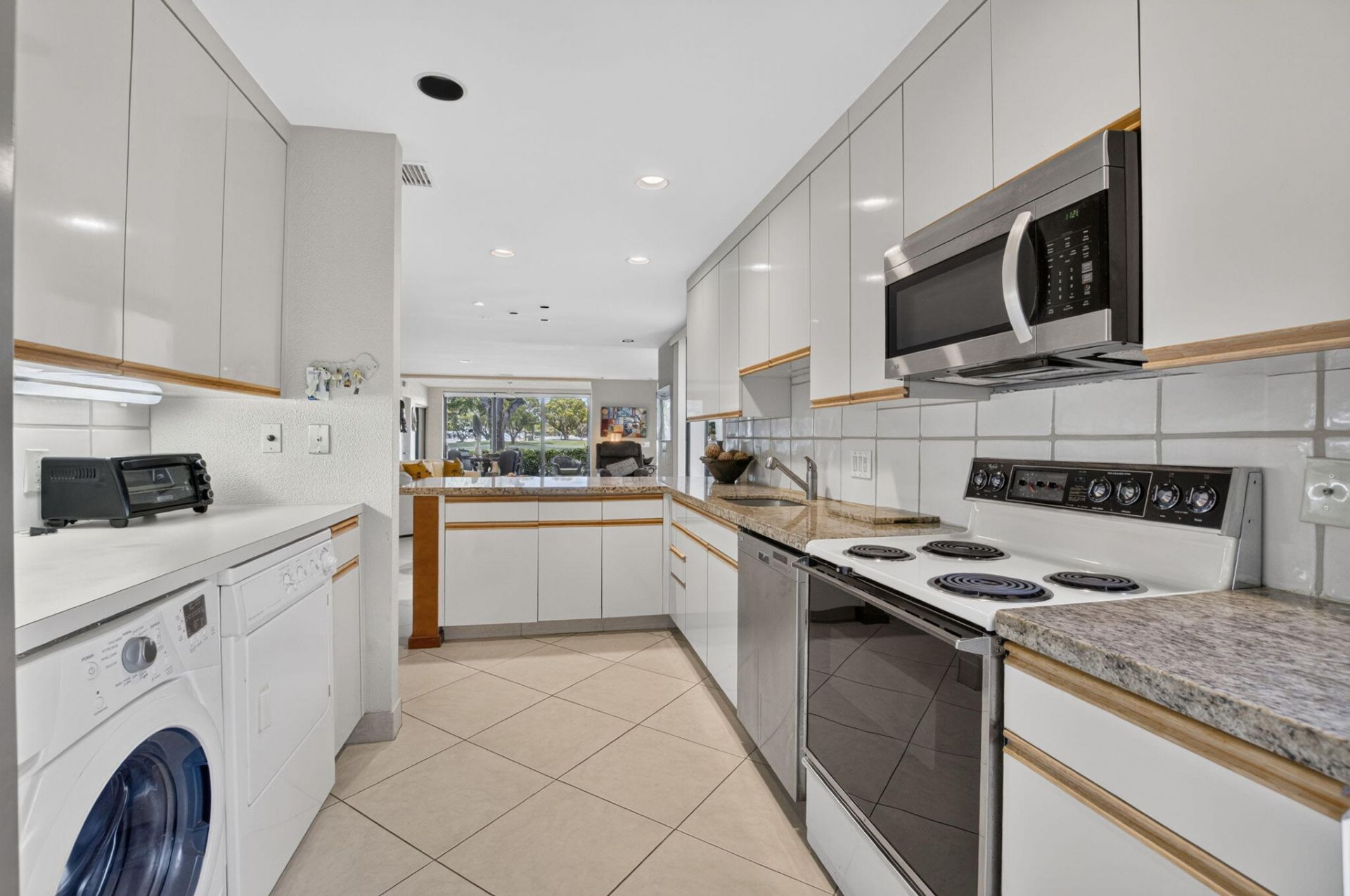 4 Eastgate Drive, Unit C, Boynton Beach, FL 33436 Photo
