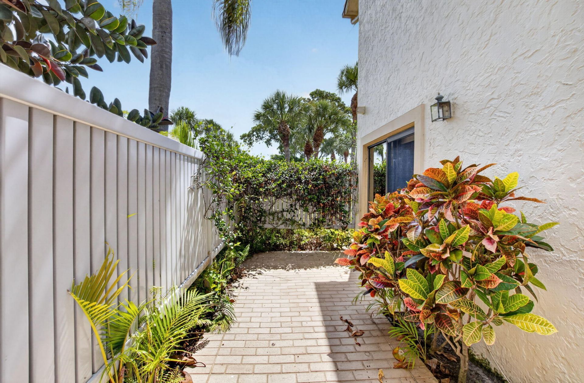 4 Eastgate Drive, Unit C, Boynton Beach, FL 33436 Photo