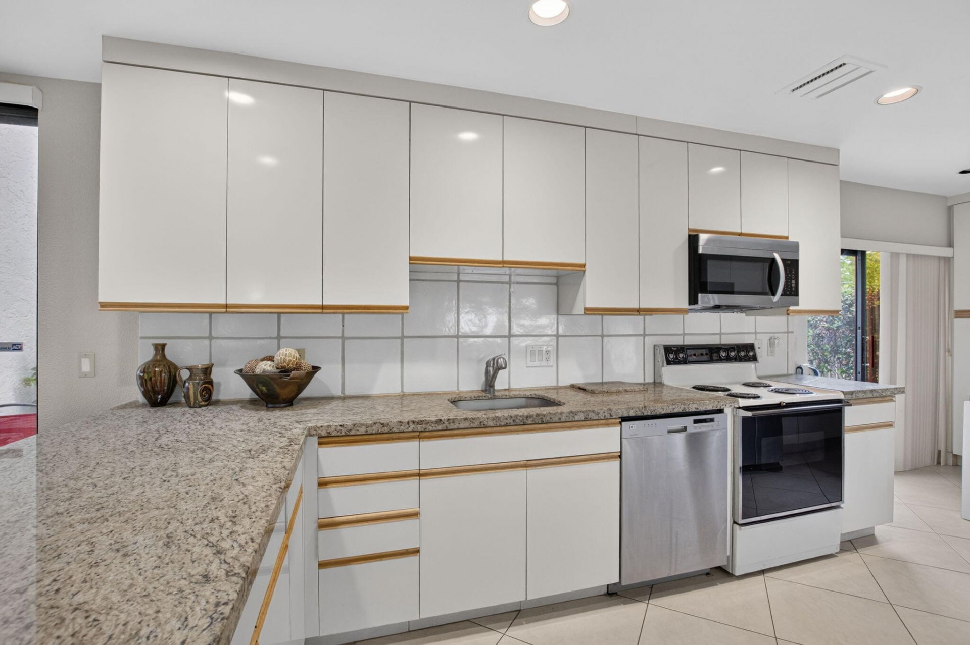 4 Eastgate Drive, Unit C, Boynton Beach, FL 33436 Photo