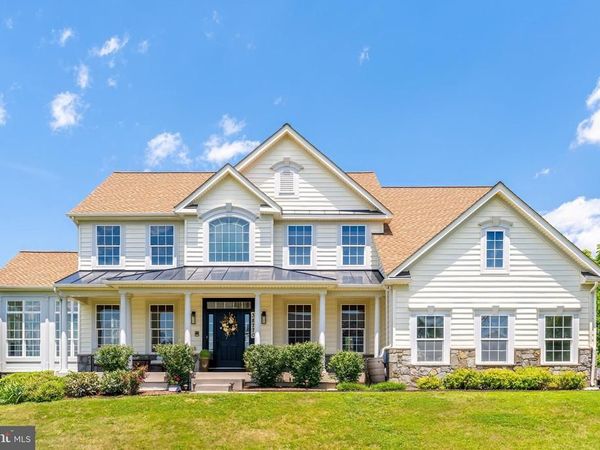 38770 DUTCHMANS KNOLL DRIVE, LOVETTSVILLE, VA 20180