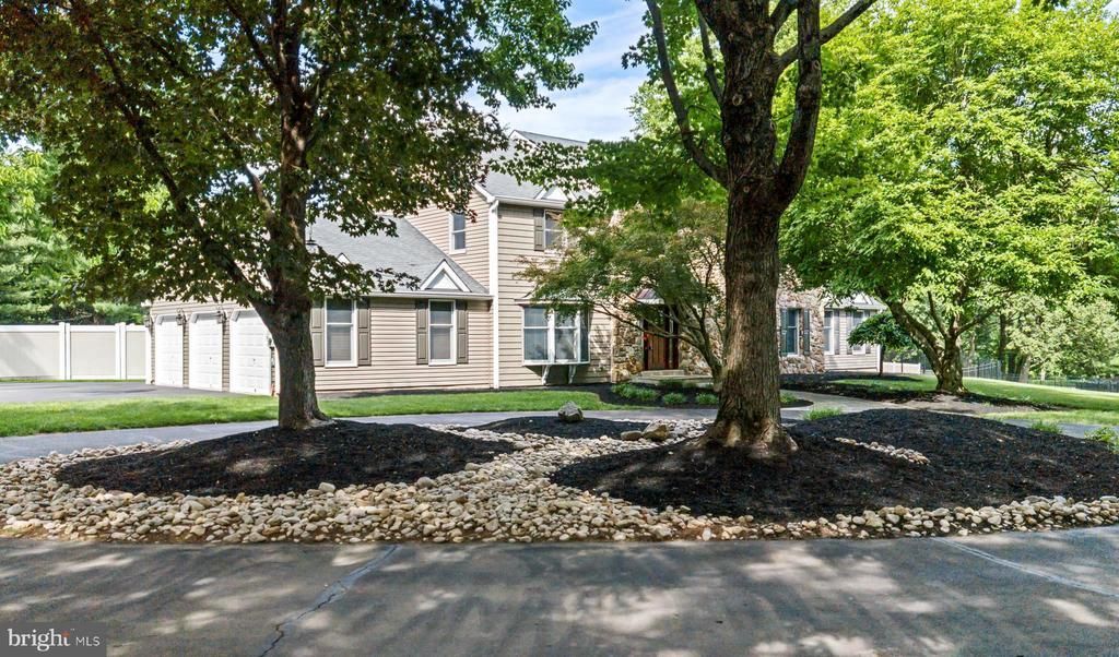 1347 HELLER DRIVE, YARDLEY, PA 19067