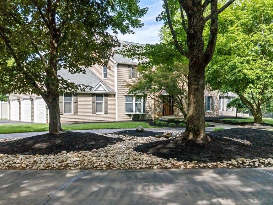1347 Heller Drive, Yardley, PA 19067 Main Photo