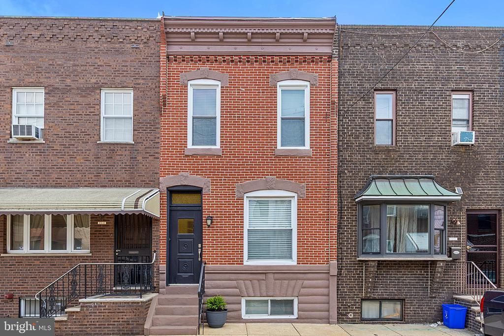 2643 S 15th Street, Philadelphia, PA 19145 Main Photo