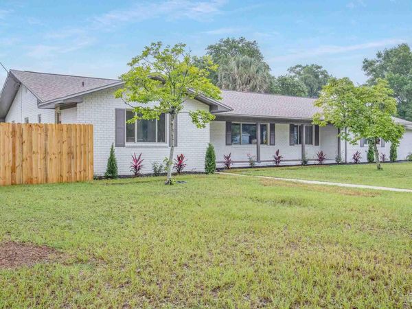 2800 N 18th Ave, Pensacola, FL 32503