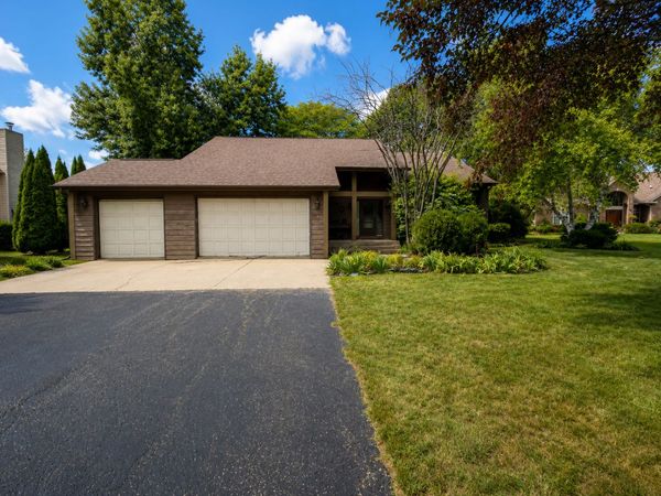 38222 N Golf lane Drive , Wadsworth, IL 60083
