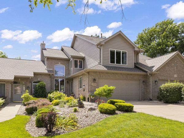 14306 S Blue Spruce Court , Orland Park, IL 60462