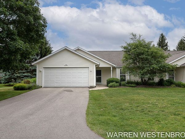 11962 Willow Wood Lane S, Unit 32, Holland, MI 49424