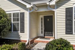 454 Hainesworth Drive photo 4