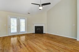 454 Hainesworth Drive photo 4