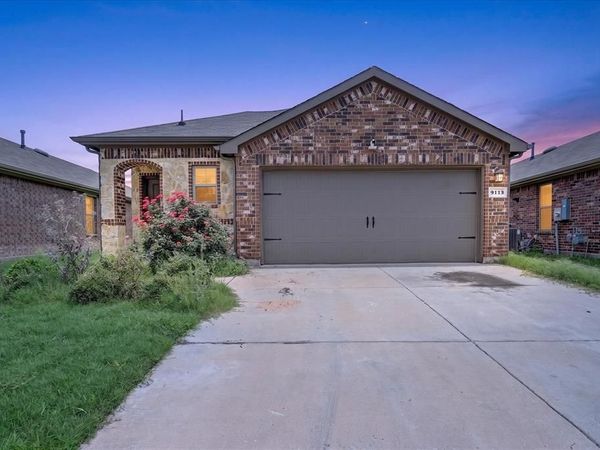 3113 Prairie Hill Grove , Crandall, TX 75114