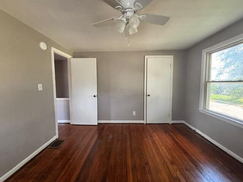 1324 E 25th Avenue , Columbus, OH 43211 Photo 12