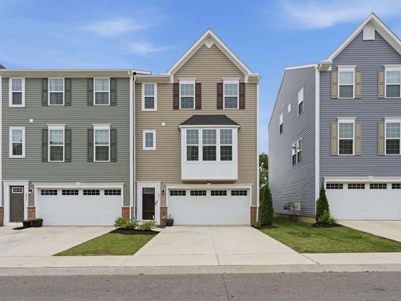 6831 Henley Drive, Reynoldsburg, OH 43068 Photo 2