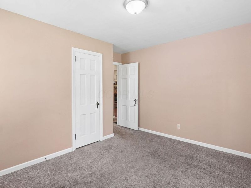 1010 Rose Place, Columbus, OH 43227 Photo 16