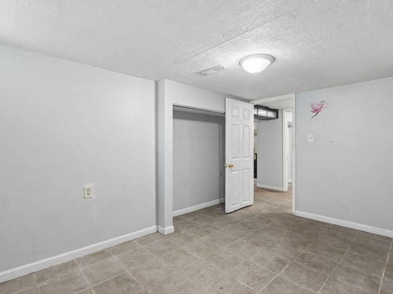 1010 Rose Place, Columbus, OH 43227 Photo 27